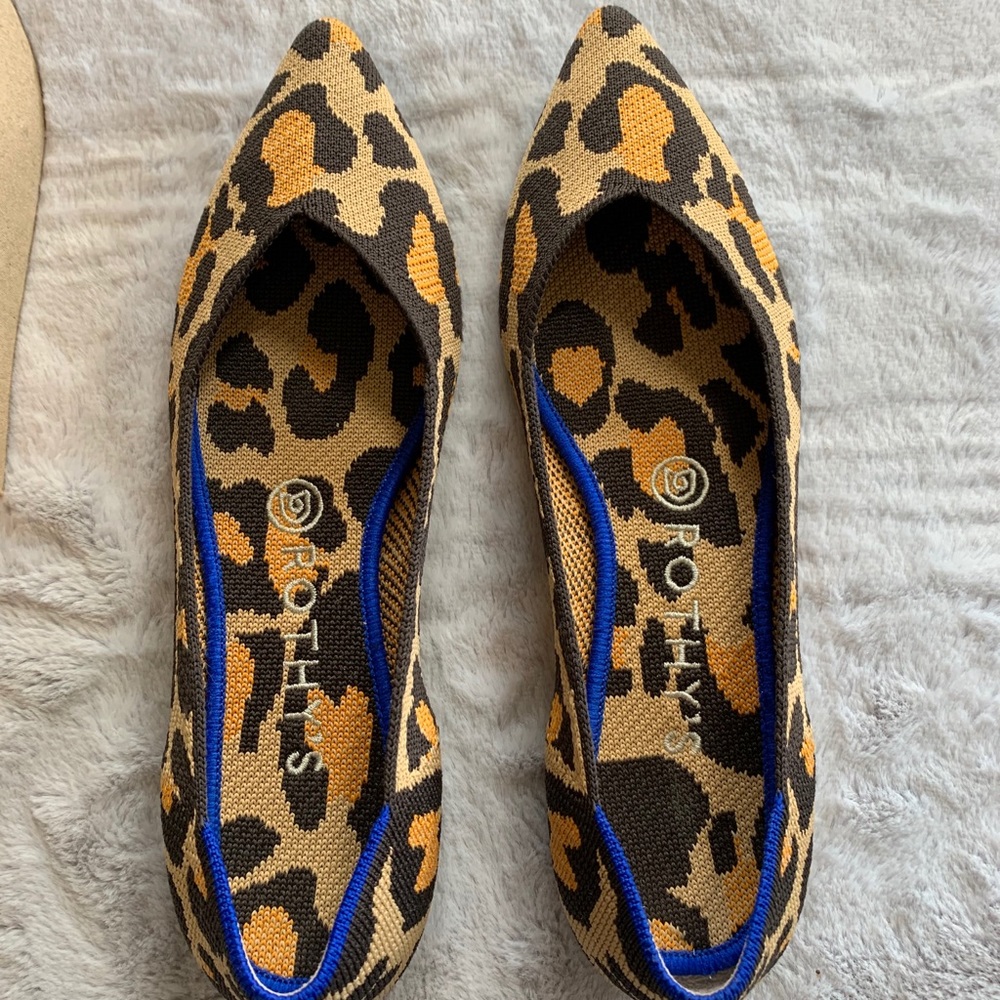 EUC Rothy’s Big Cats Points size 8